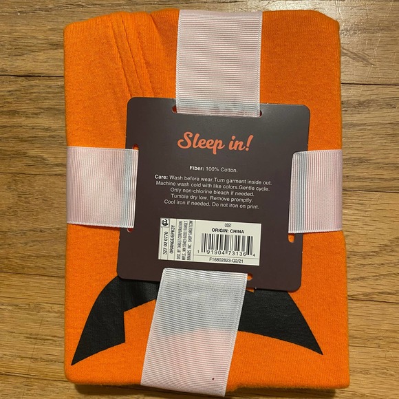 NWT Target Baby One Piece Halloween Pumpkin Halloween Pajama (3-6 Months) - Picture 4 of 4